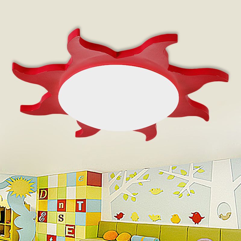 Freja Sun-shaped ceiling lamp, 4 colours 