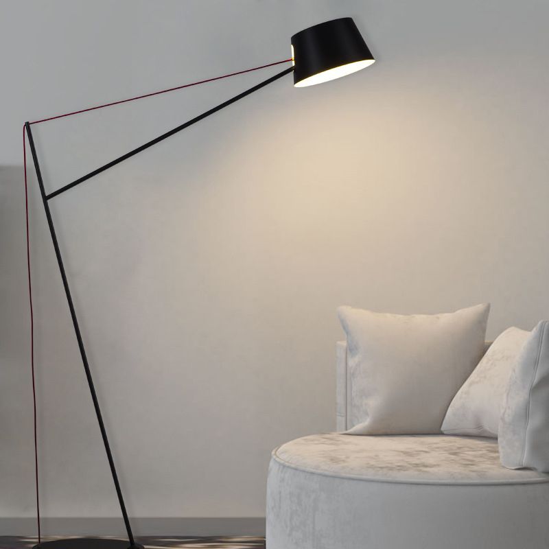 Salgado Moderne Arc Lineær Metal Gulvlampe, Sort