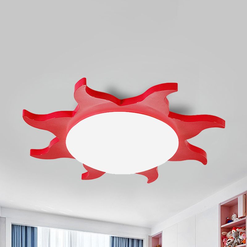 Freja Sun-shaped ceiling lamp, 4 colours 