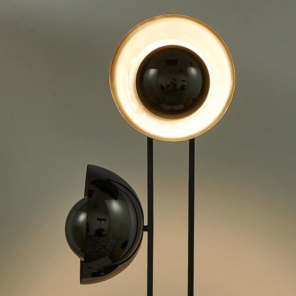 Salgado Moderne Minimalistisk Gulvlampe Med Tre Hoveder, Metal Og Marmor