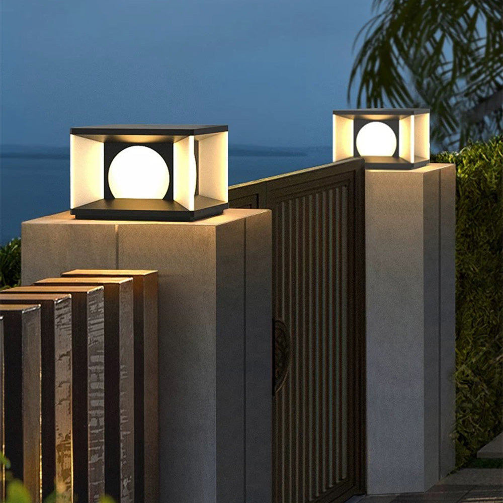 Orr solar powered pier bracket Outdoor lamps