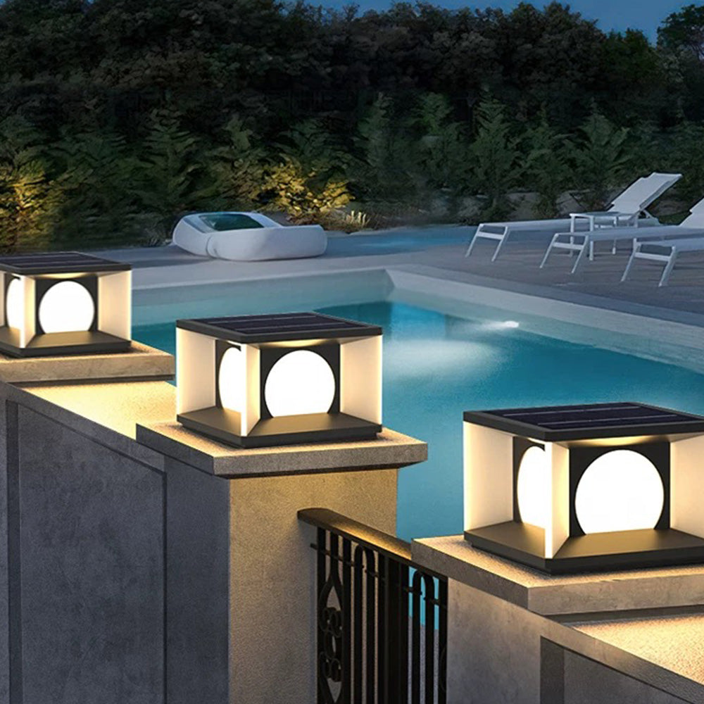 Orr solar powered pier bracket Outdoor lamps