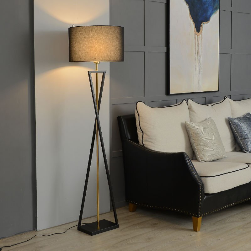 Baines Tripod floor lamp, black and linen, L 158CM 