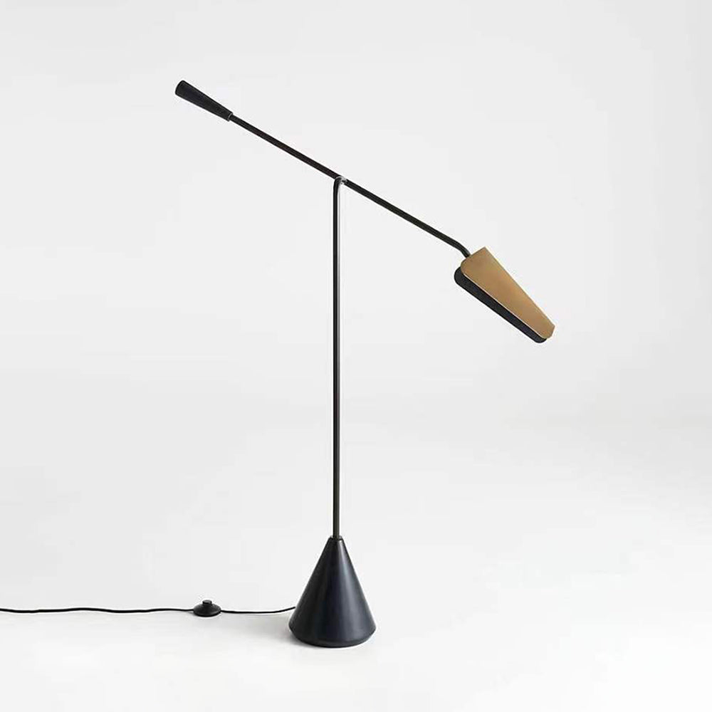 Salgado Minimalistisk Trekantet Hoved LED Gulvlampe, Marmor Og Metal