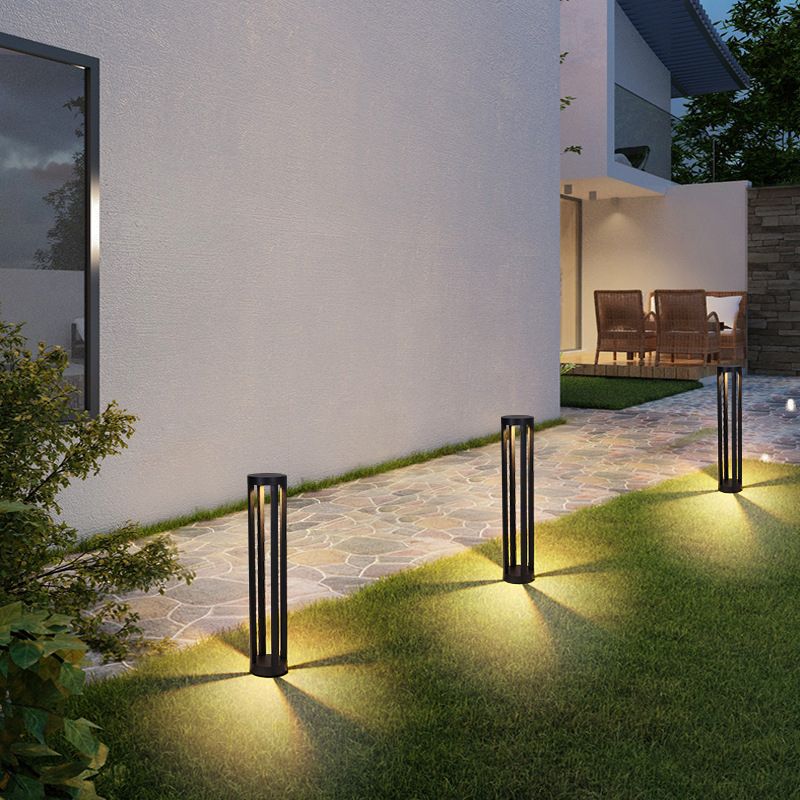 Pena Minimalist Solar Outdoor Lamps 