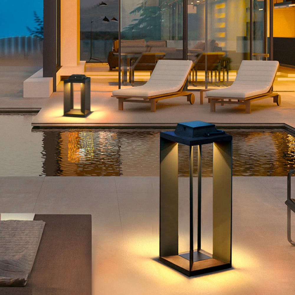 Orr Black minimalist outdoor floor lamp, H 35/55CM