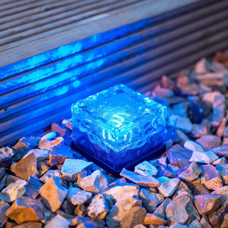 Pena Ice-cube Solar Outdoor Lamps 