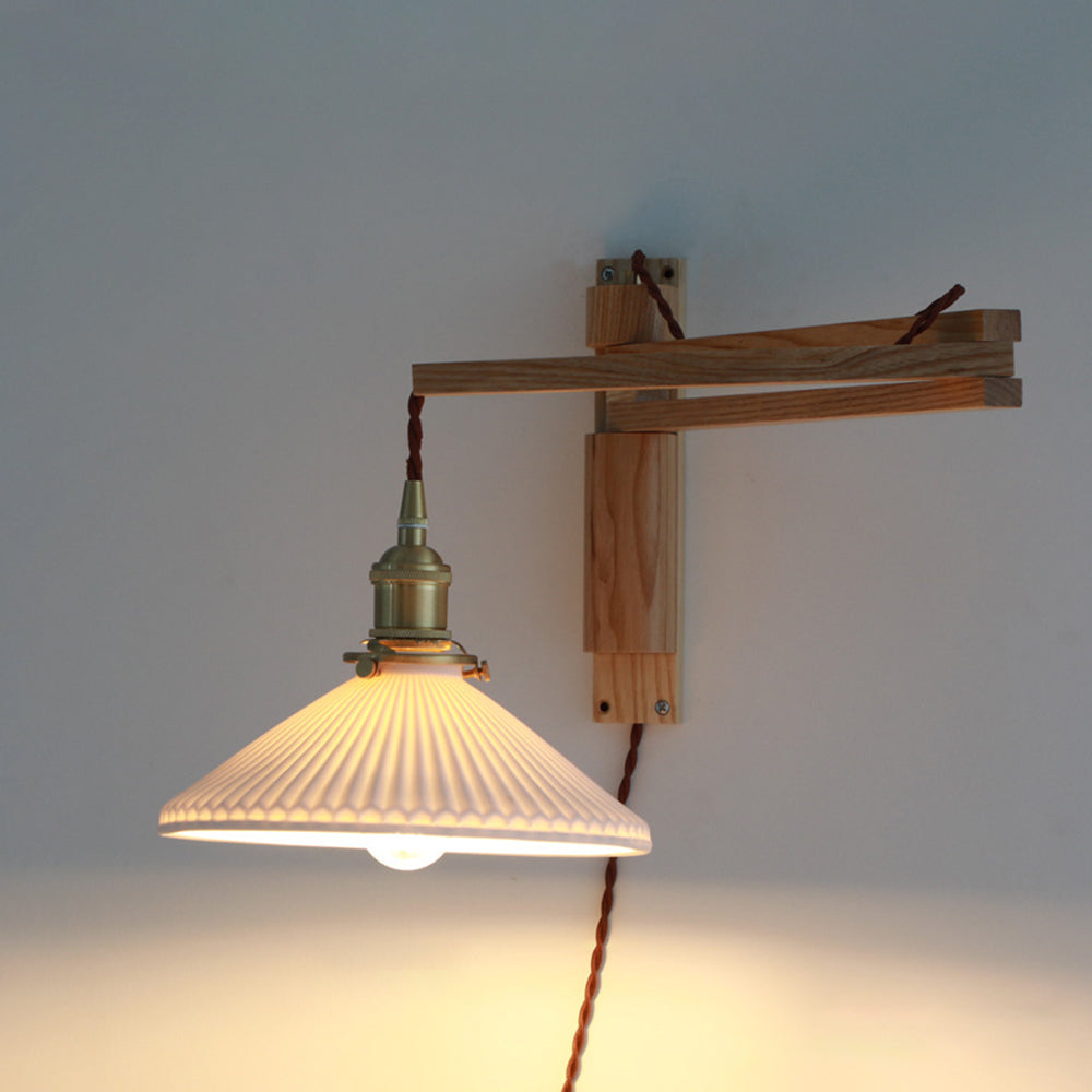 Ozawa Vintage Kuppel Keramik/Træ Væglampe, Valnød/Træ/Klar